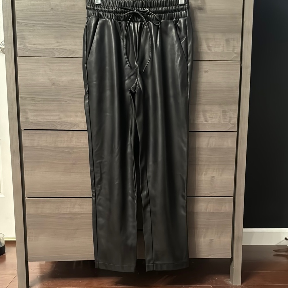 NWOT Women’s Loft Black Faux Leather Pants